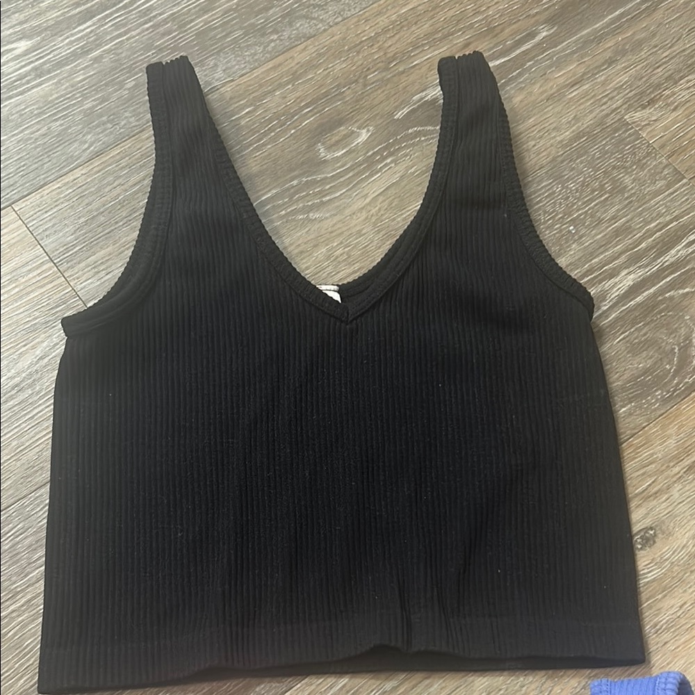 Black Suzette Ribbed Crop Tank Top